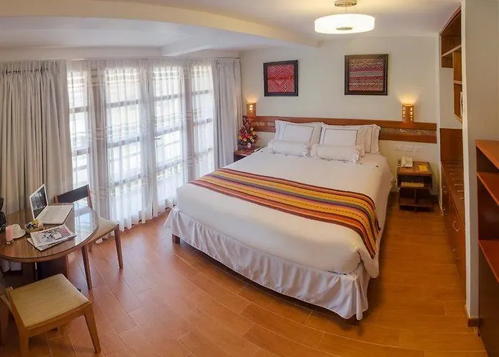 Hotel Taypikala 4*